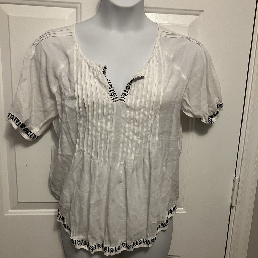 Two by Vince Camuto Sz Large Boho Shirt Top Gauze Lace Black White Embroidered‎ - Picture 2 of 6
